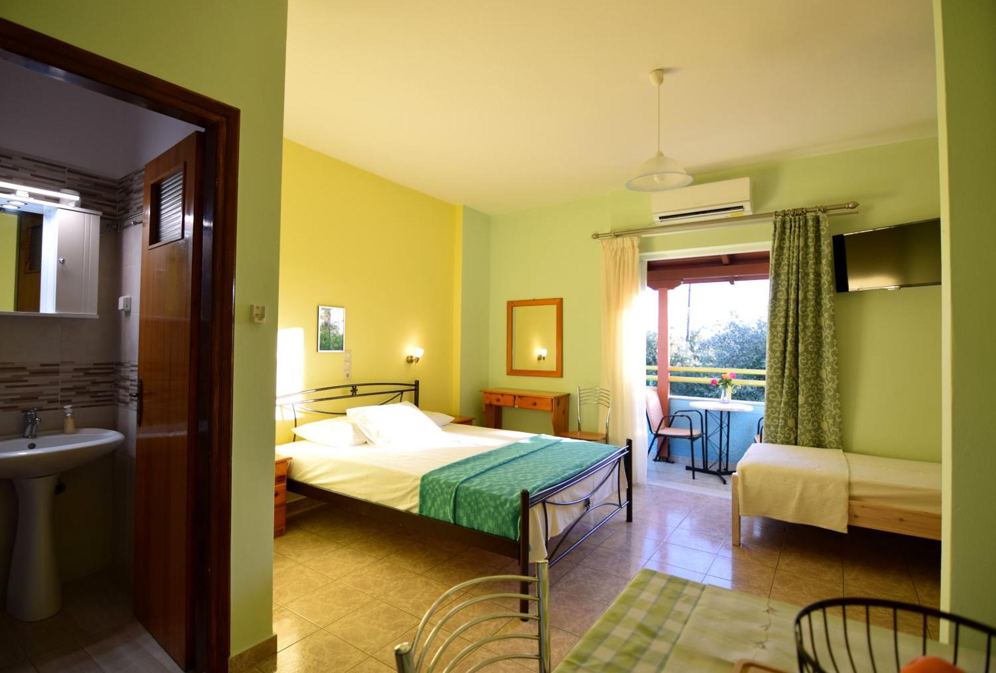Elena Apartments Stoypa Stoupa Bagian luar foto