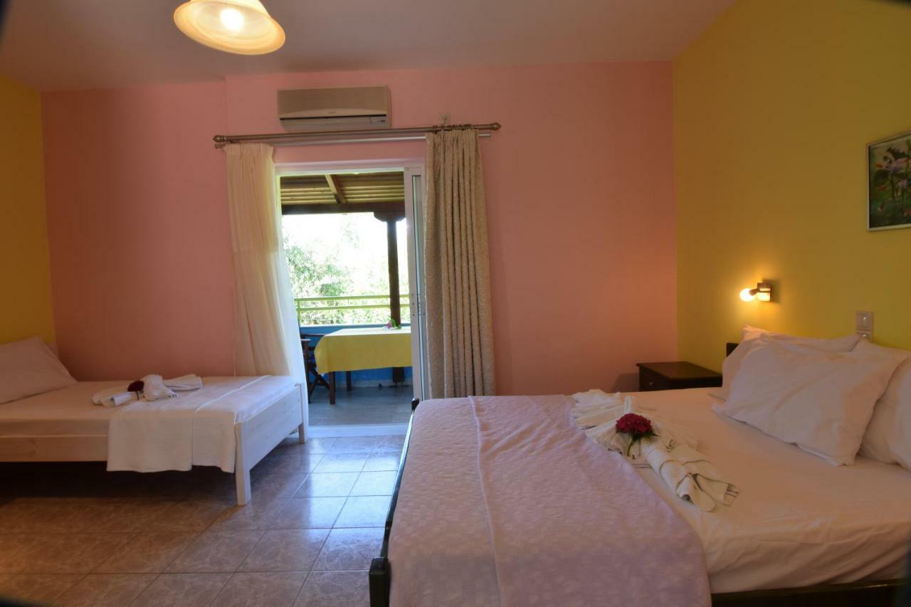 Elena Apartments Stoypa Stoupa Bagian luar foto