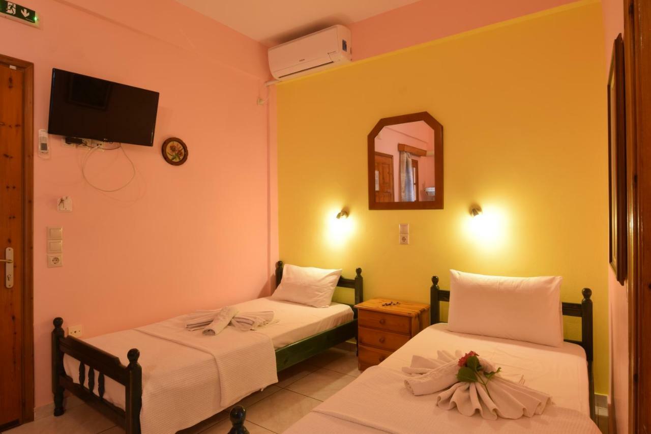 Elena Apartments Stoypa Stoupa Bagian luar foto