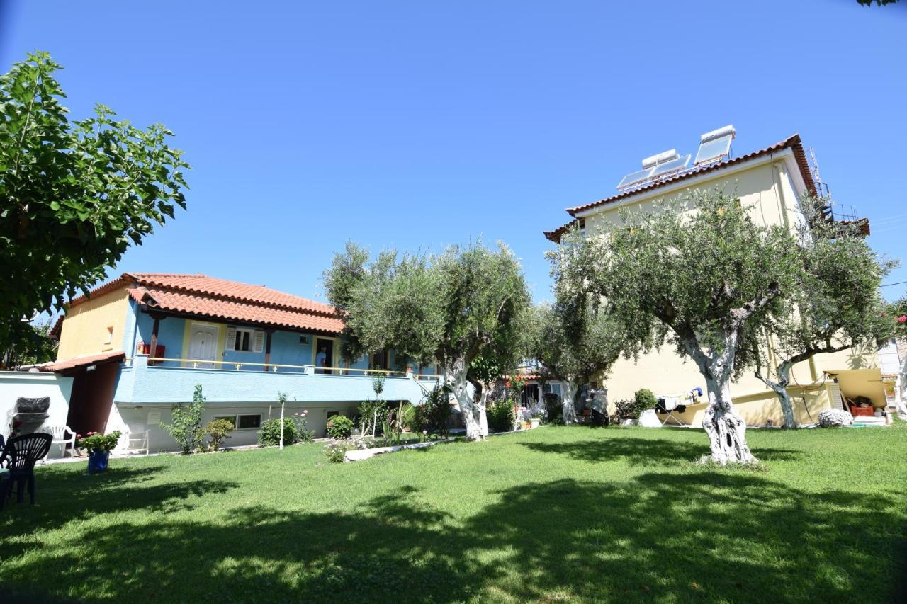Elena Apartments Stoypa Stoupa Bagian luar foto