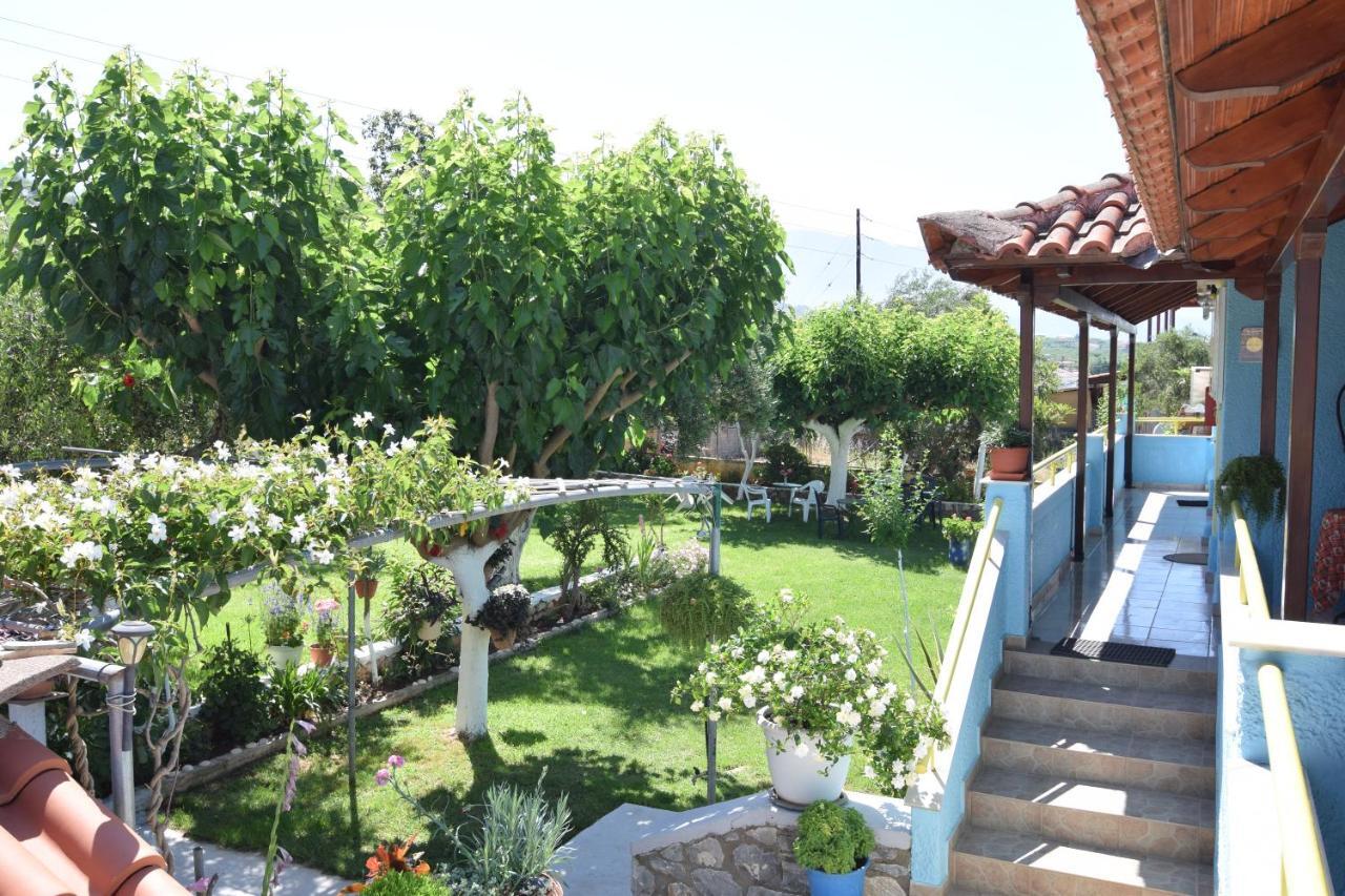 Elena Apartments Stoypa Stoupa Bagian luar foto