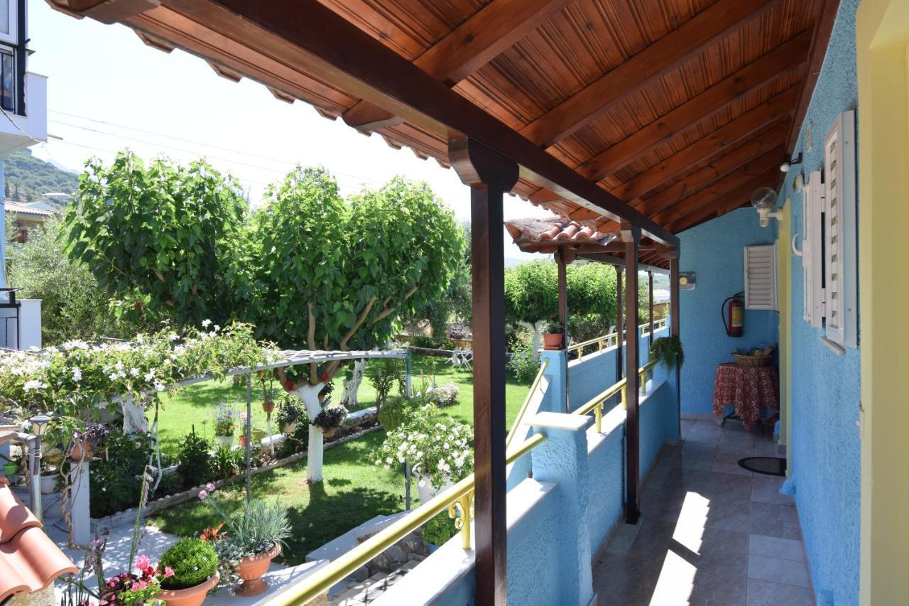 Elena Apartments Stoypa Stoupa Bagian luar foto