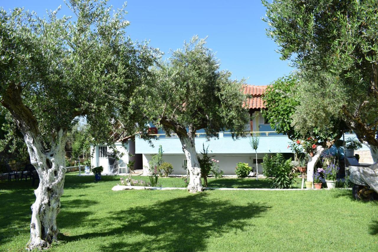 Elena Apartments Stoypa Stoupa Bagian luar foto